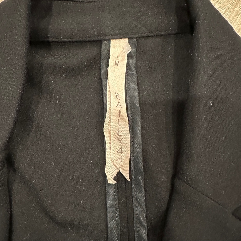 {preloved} Bailey 44 Elegant Black Blazer - Picture 3 of 6